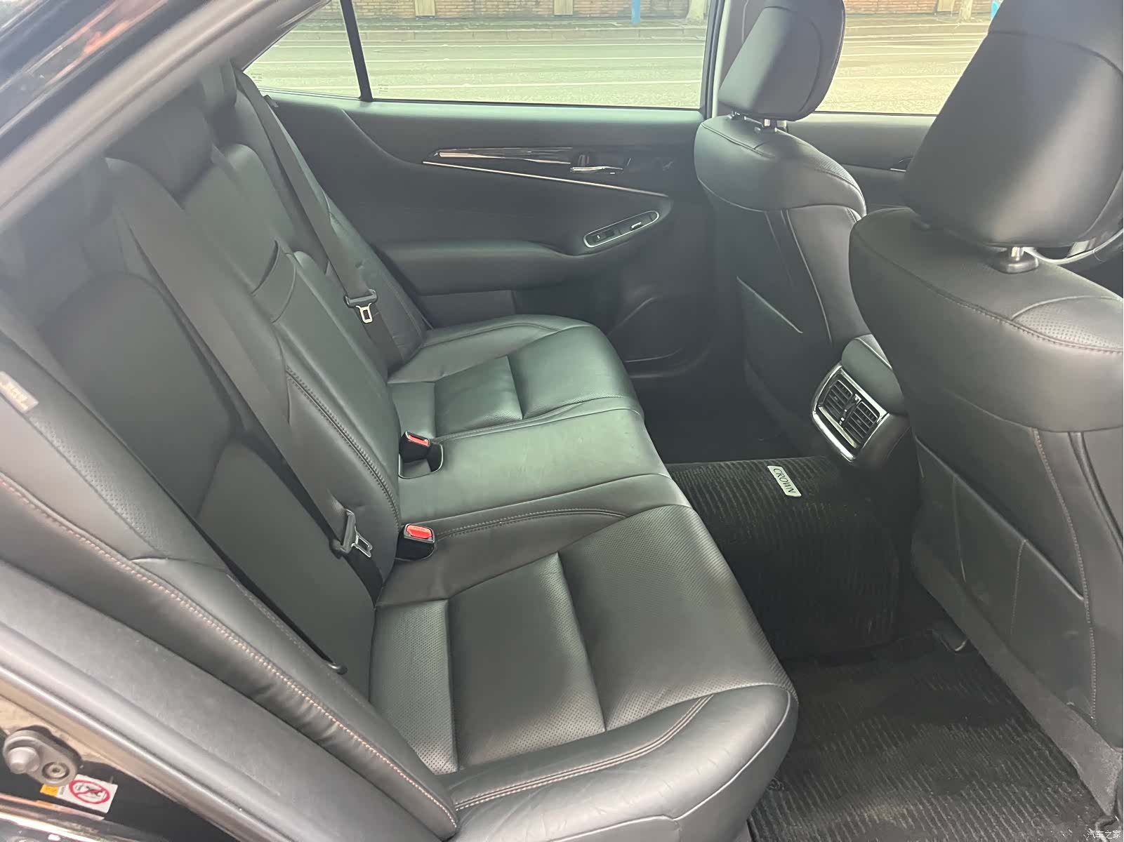 Toyota Crown, 2019 23