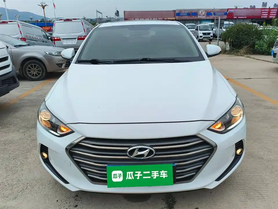 Hyundai Lead