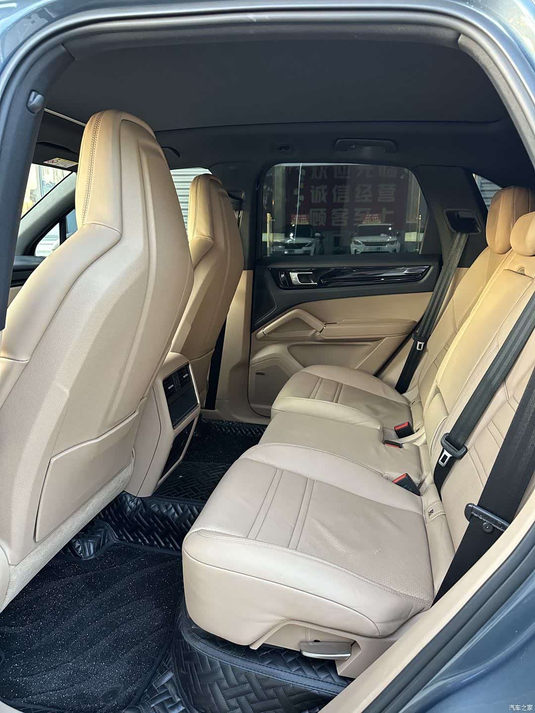 Porsche Cayenne, 2018 все фото