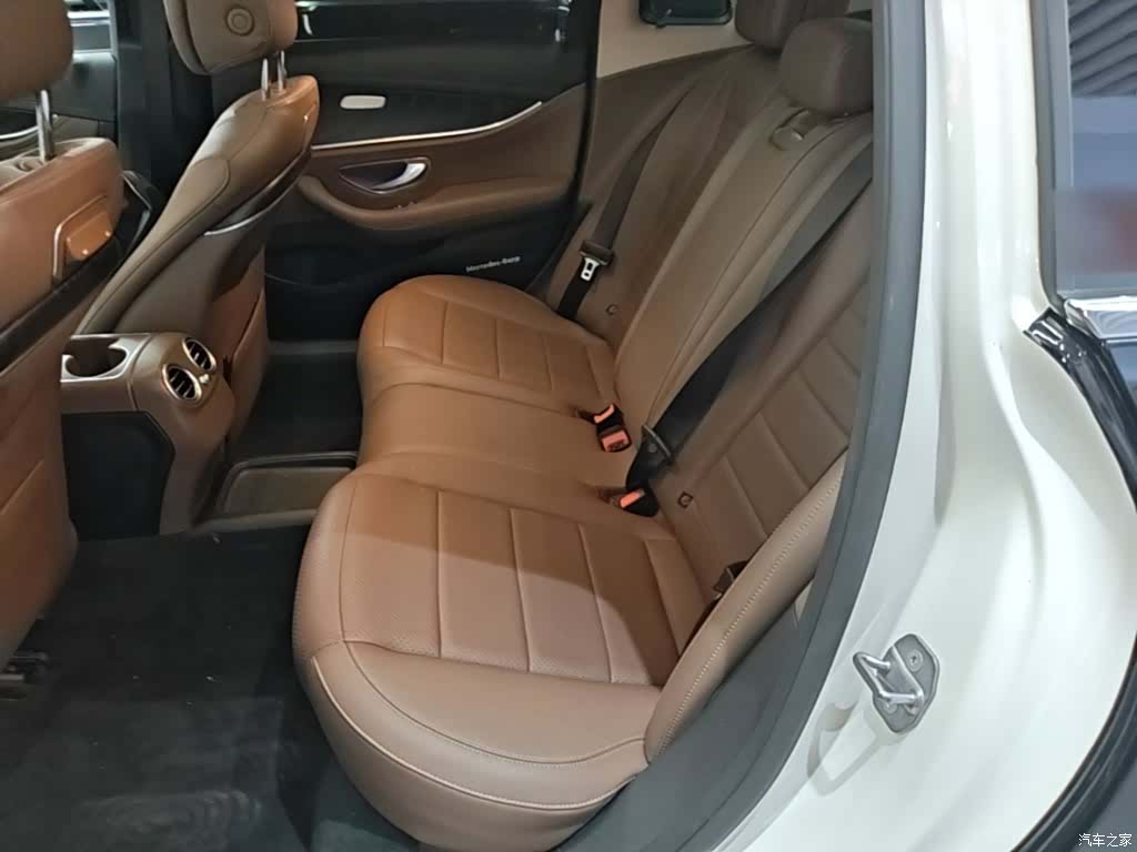 Mercedes-Benz E-Class, 2017 17