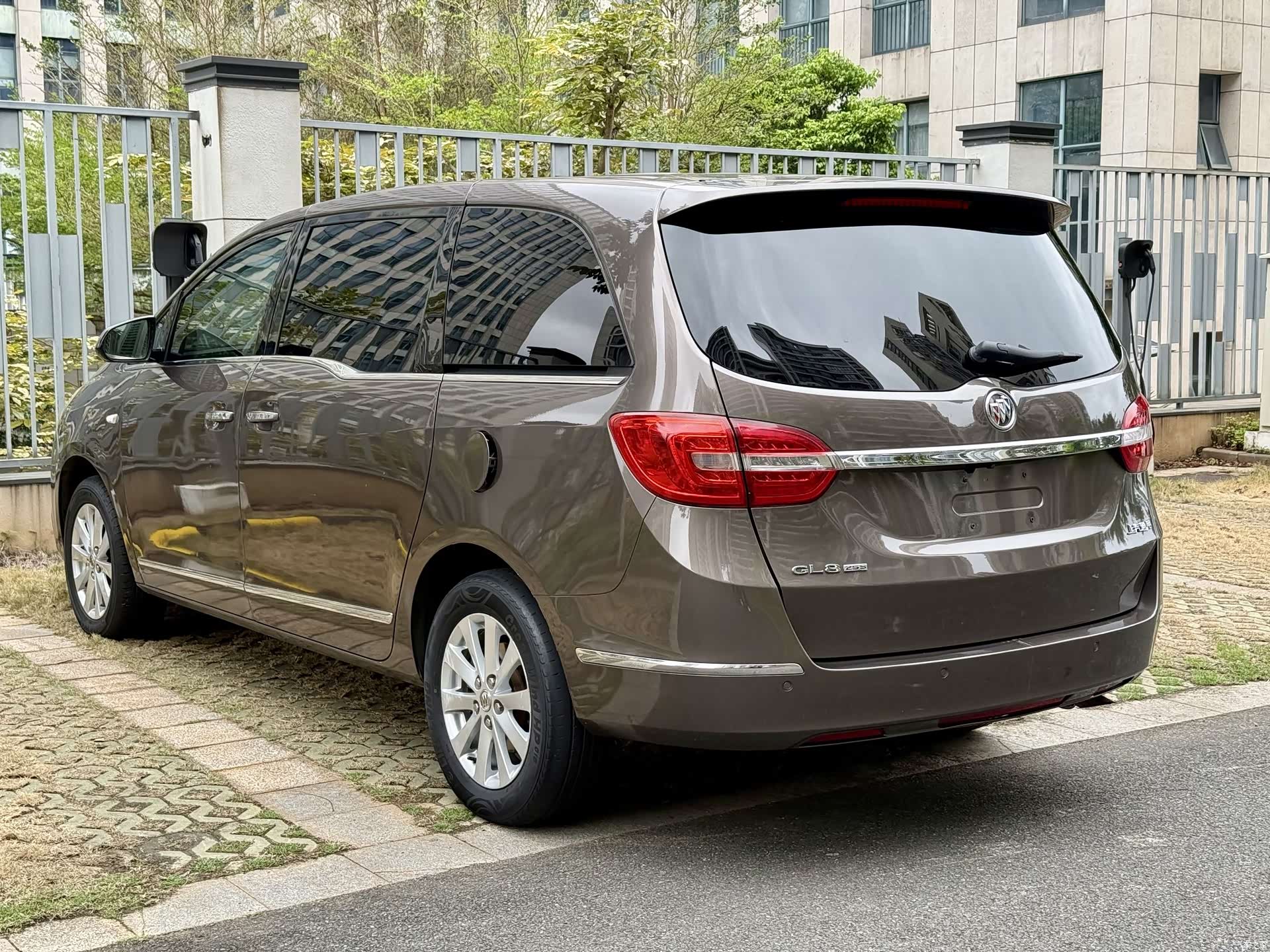 Buick GL8, 2018 16