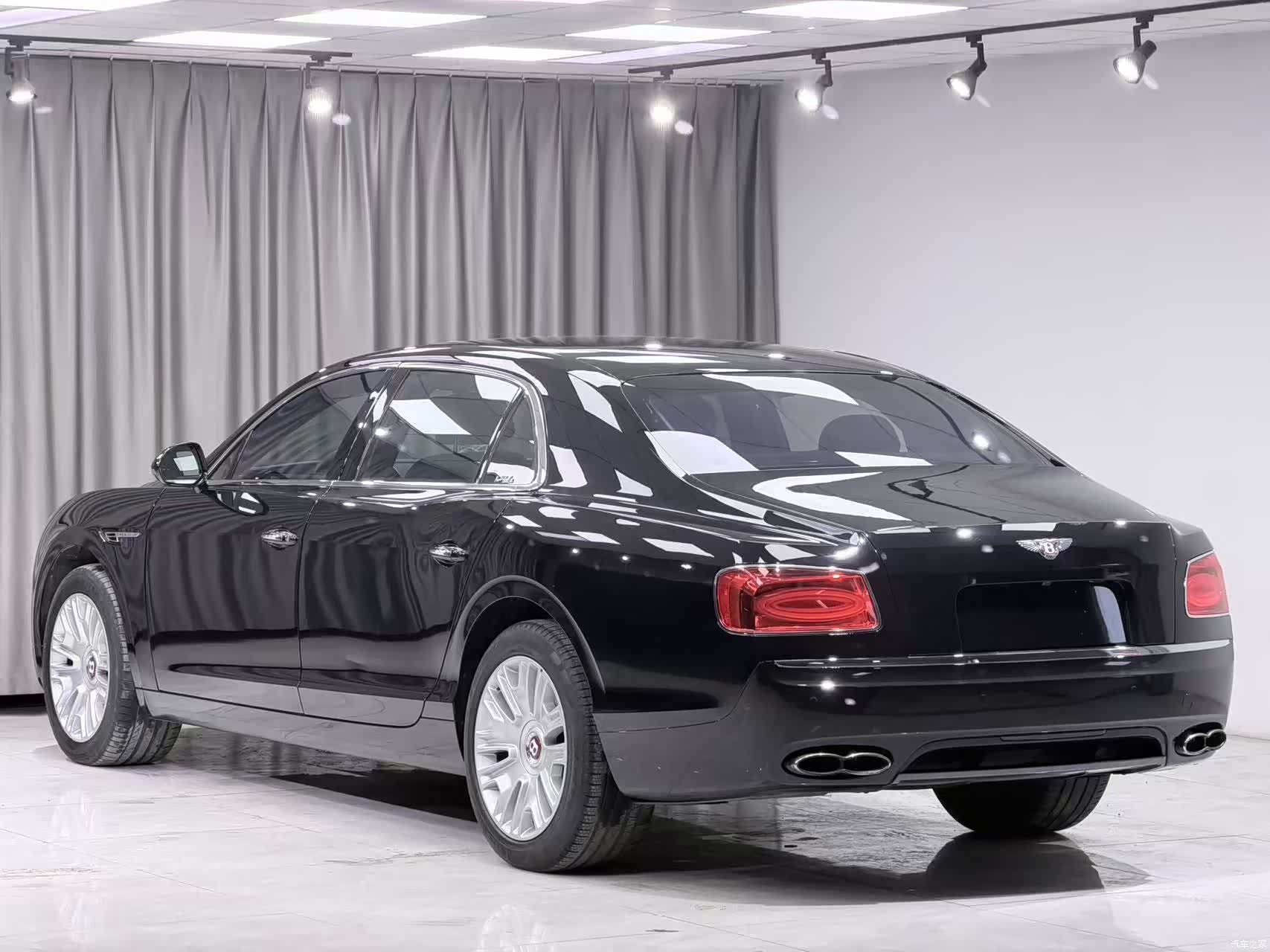 Bentley Flying Spur, 2017 12