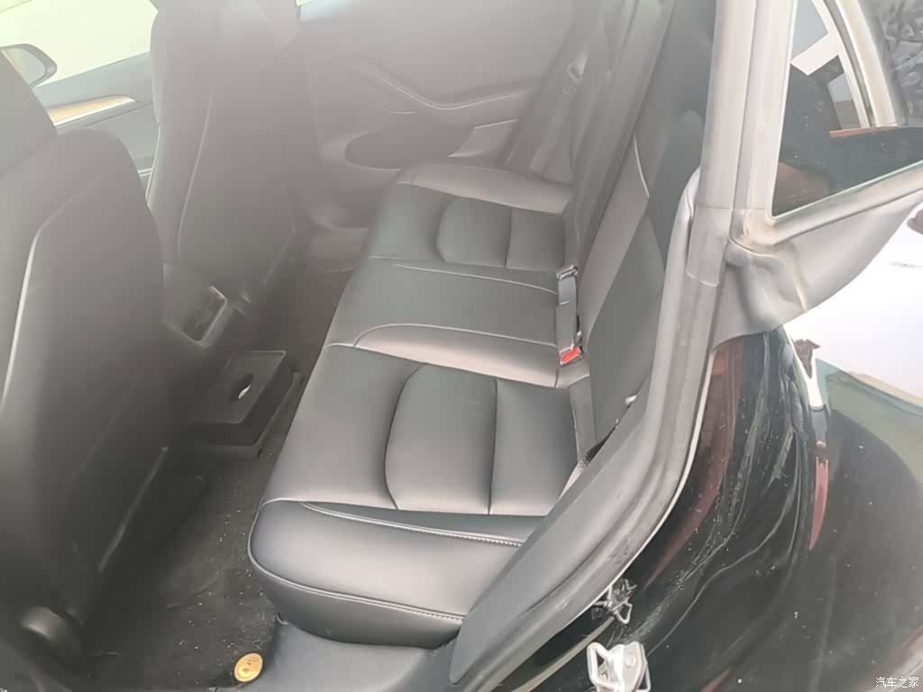 Tesla Model 3, 2023 17
