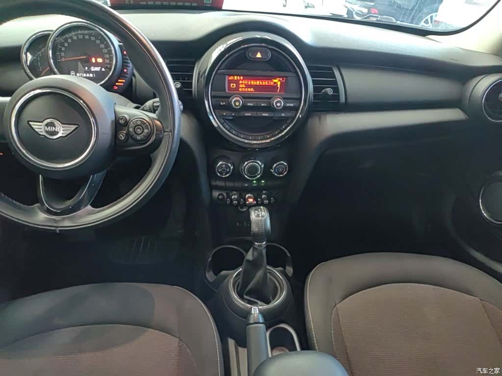 Mini ONE, 2016 13