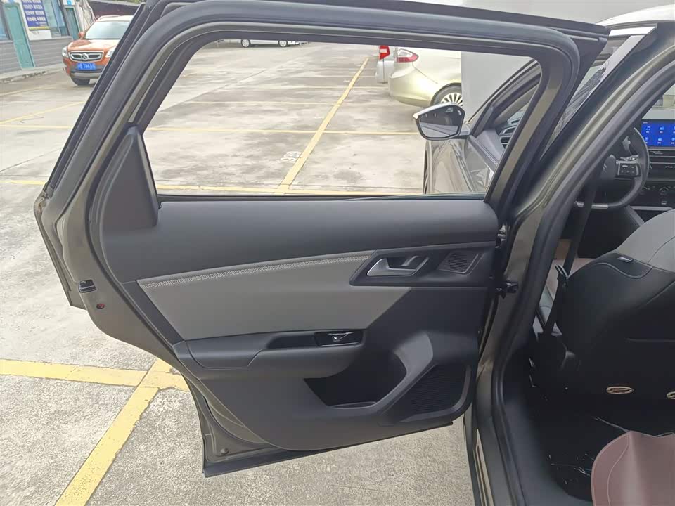 Citroen Versailles C5 X