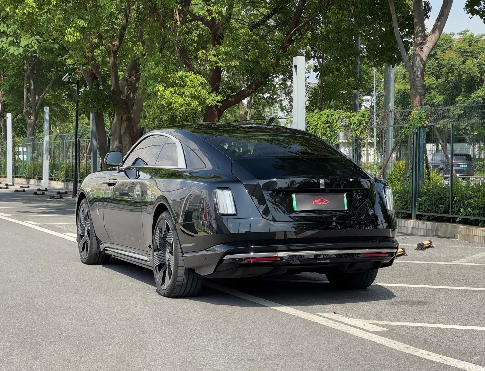 Rolls-Royce Spectre, 2024 6