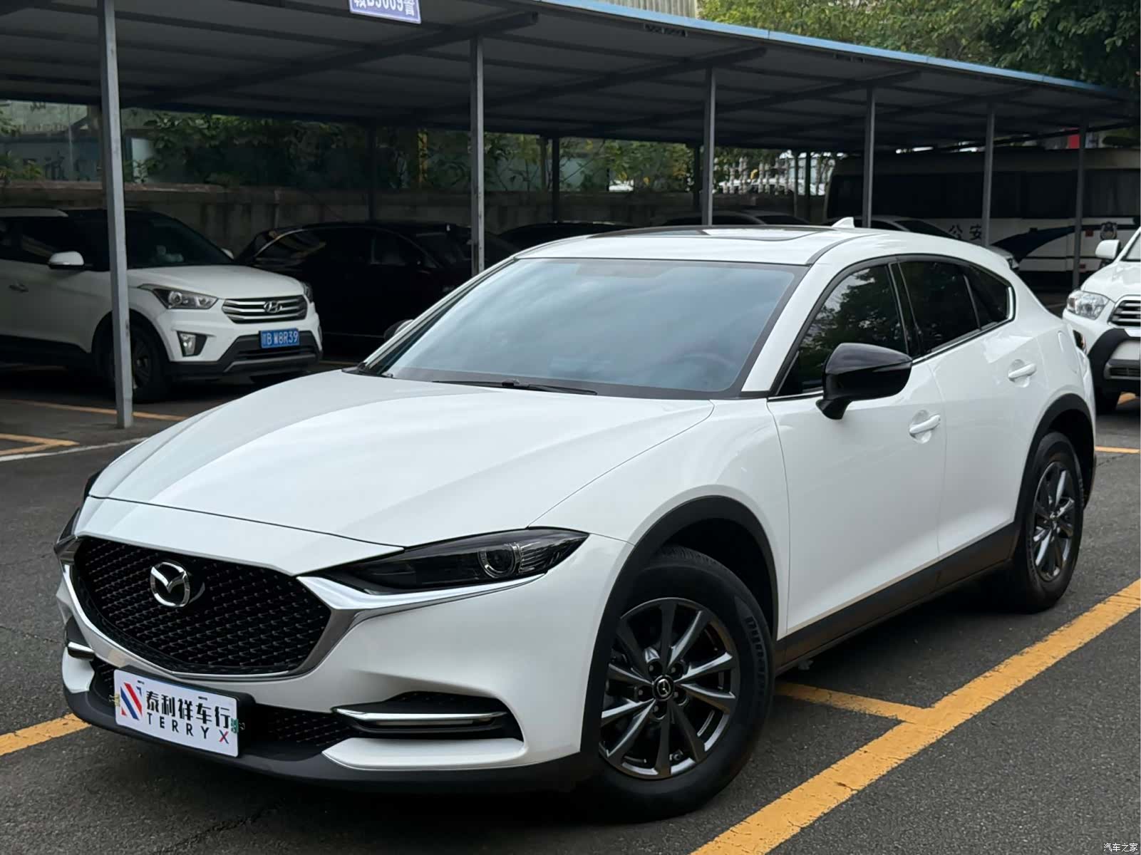 Mazda CX-4, 2023 1