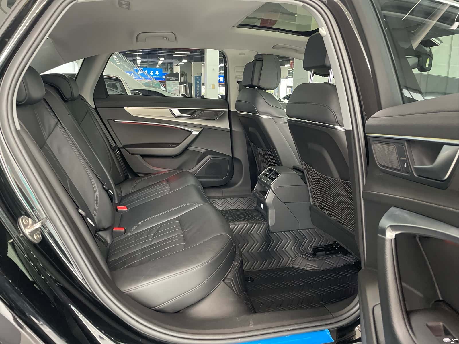 Audi A6L, 2021 11