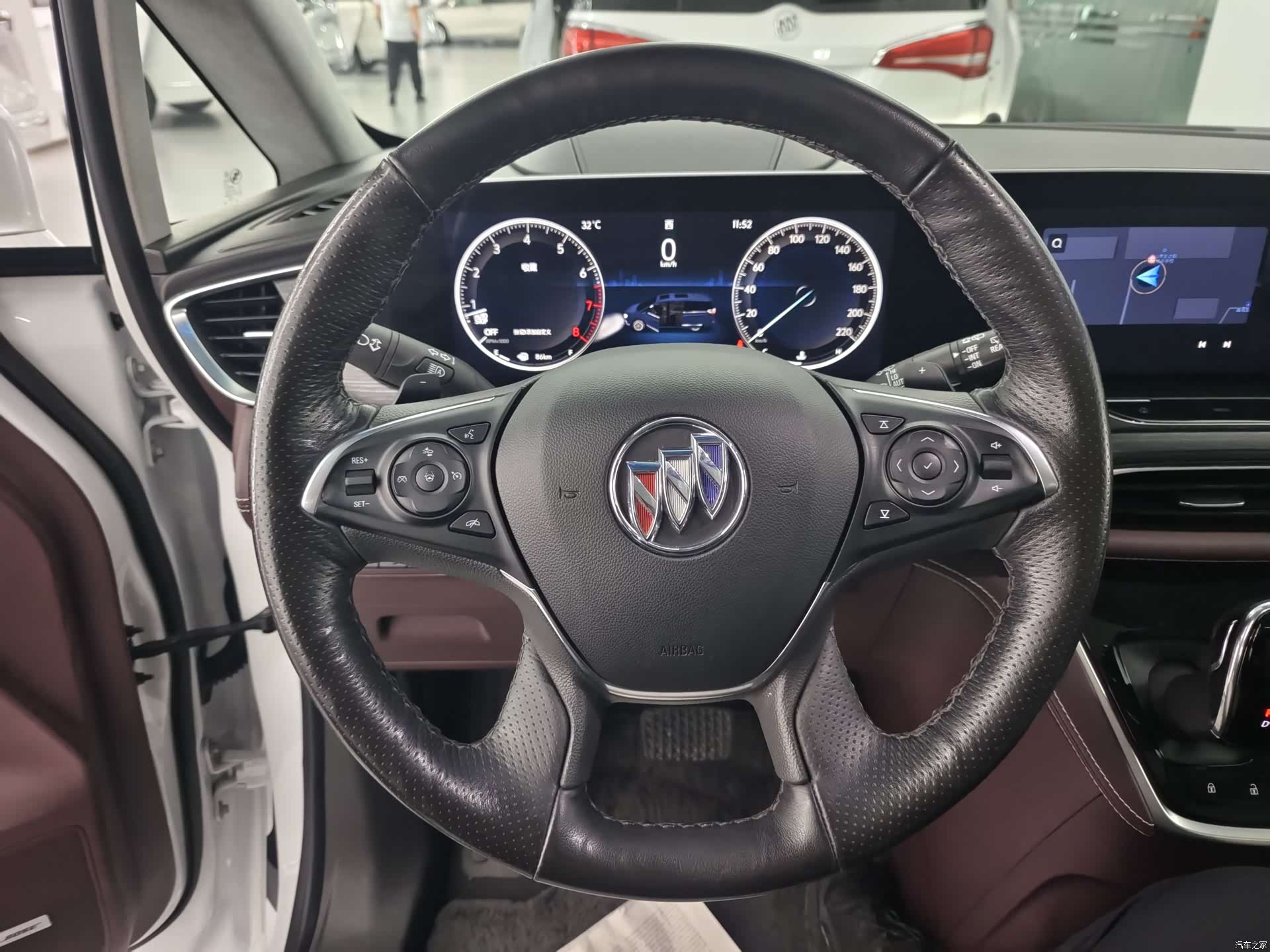 Buick GL8, 2022 9