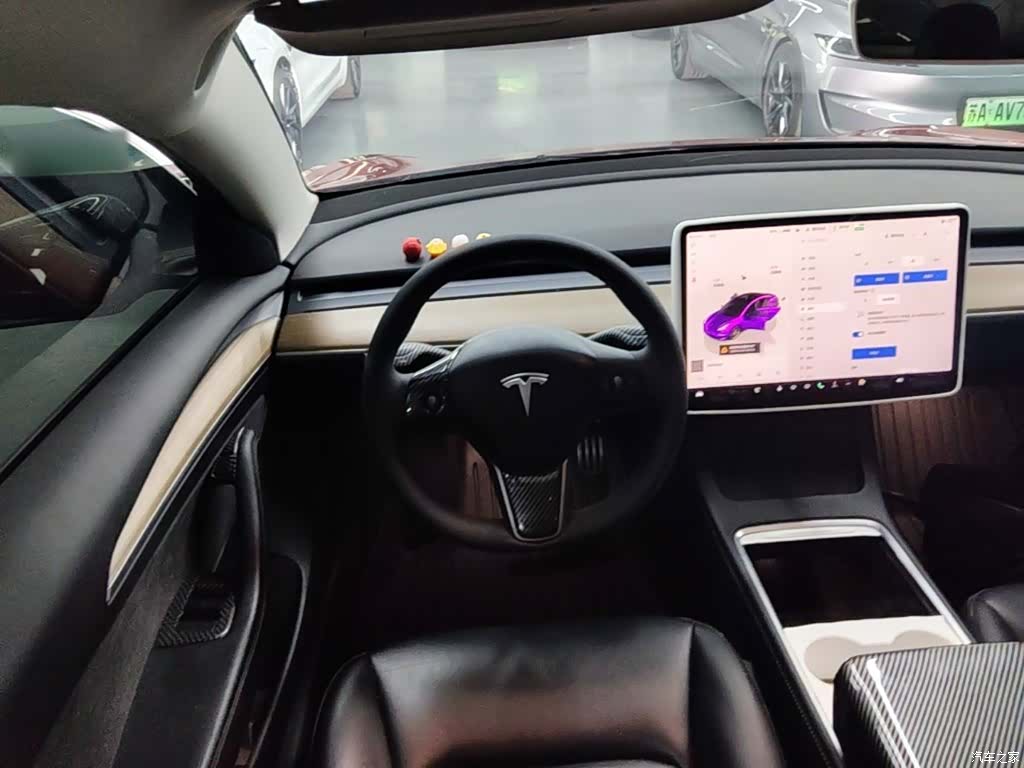 Tesla Model 3, 2023 11