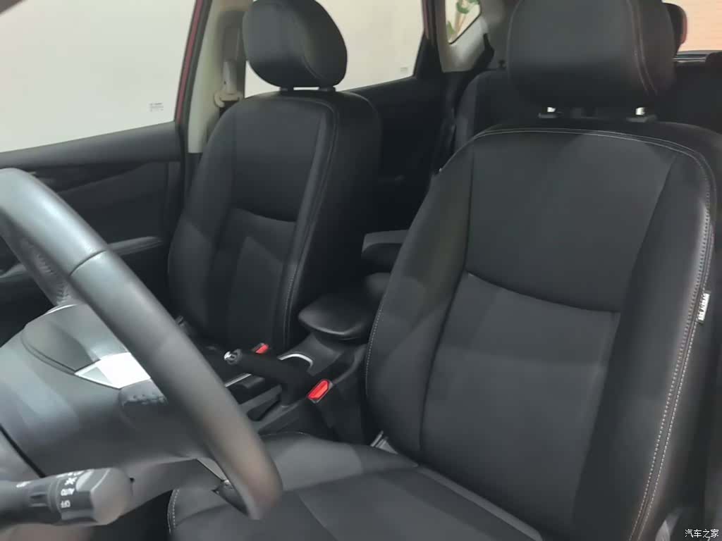 Nissan Tiida, 2023 15