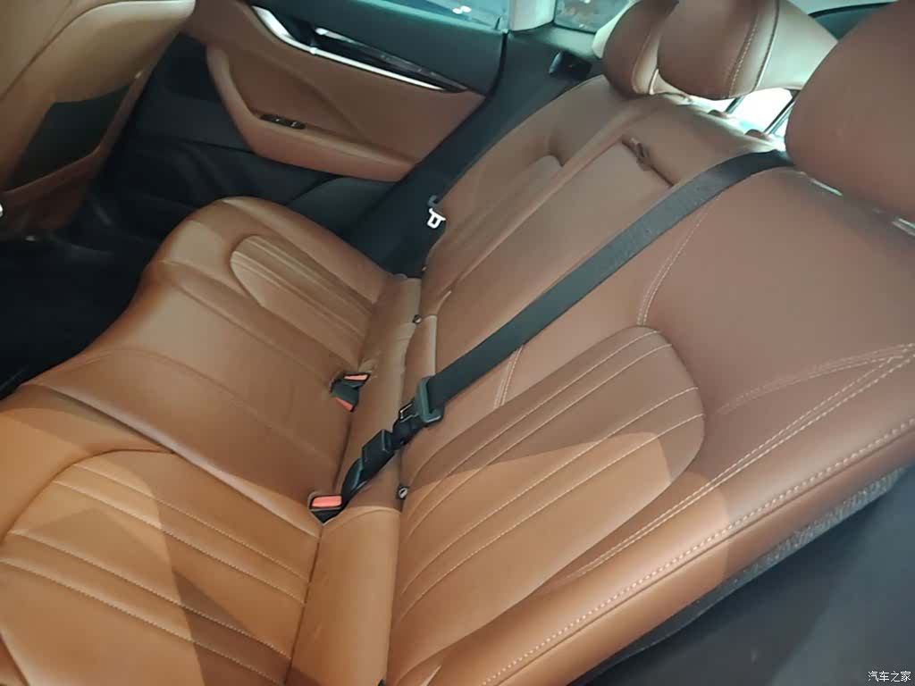 Maserati Levante, 2018 17