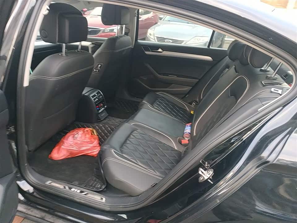 Volkswagen Magotan GTE