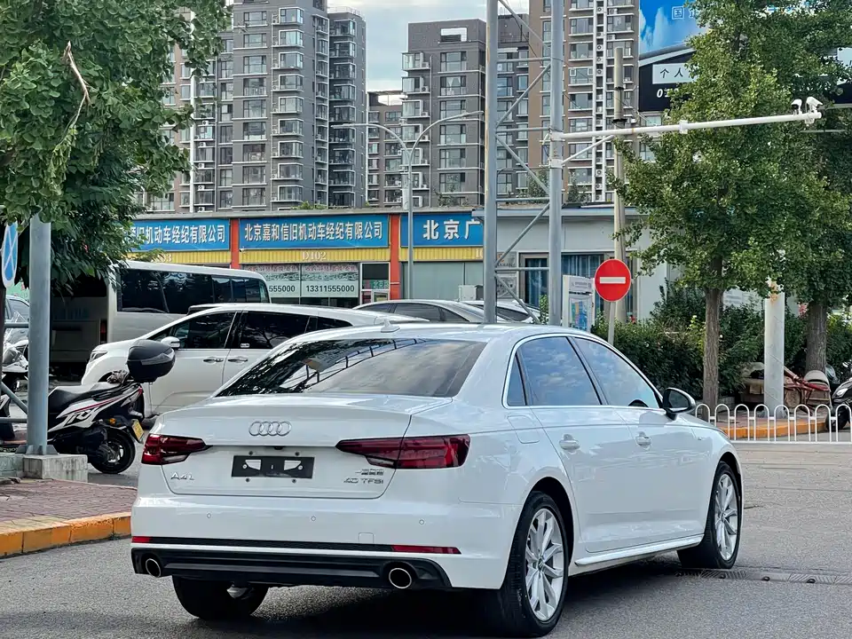 Audi A4L