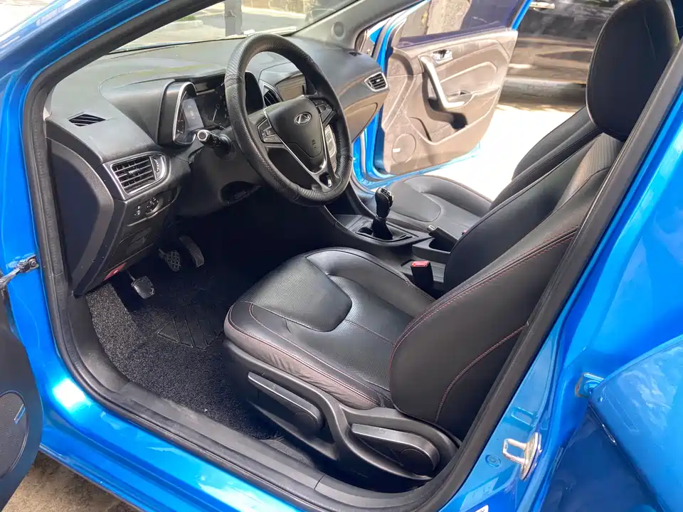 Chery Arrizo 5