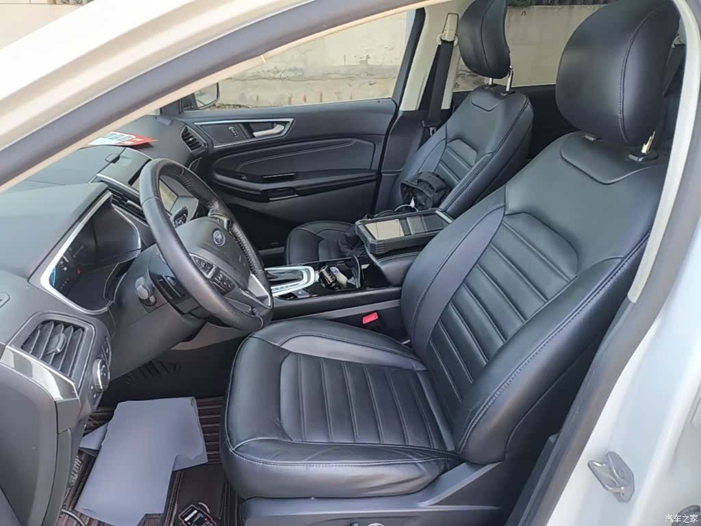 Ford Edge, 2019 11