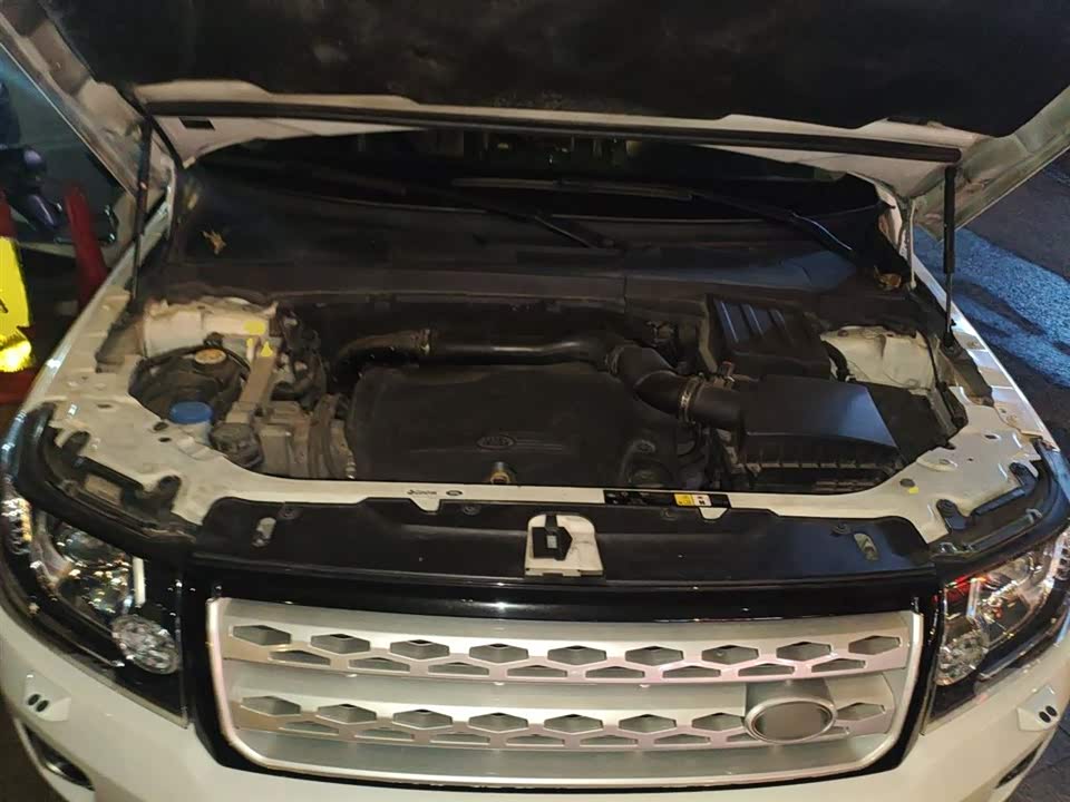 Land Rover Freelander 2