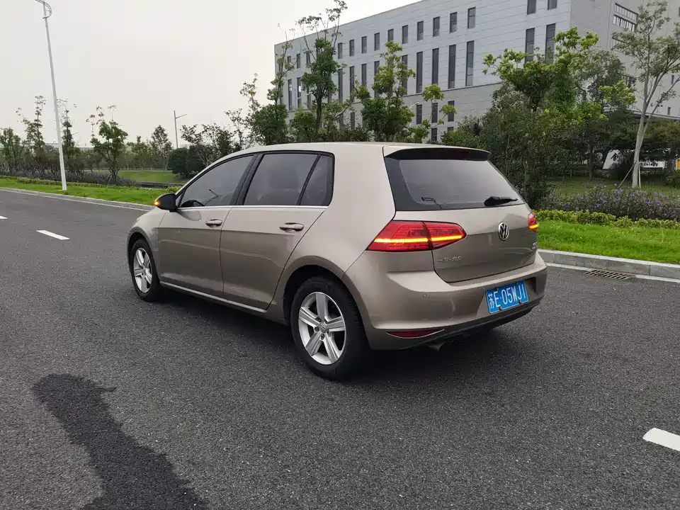 Volkswagen golf