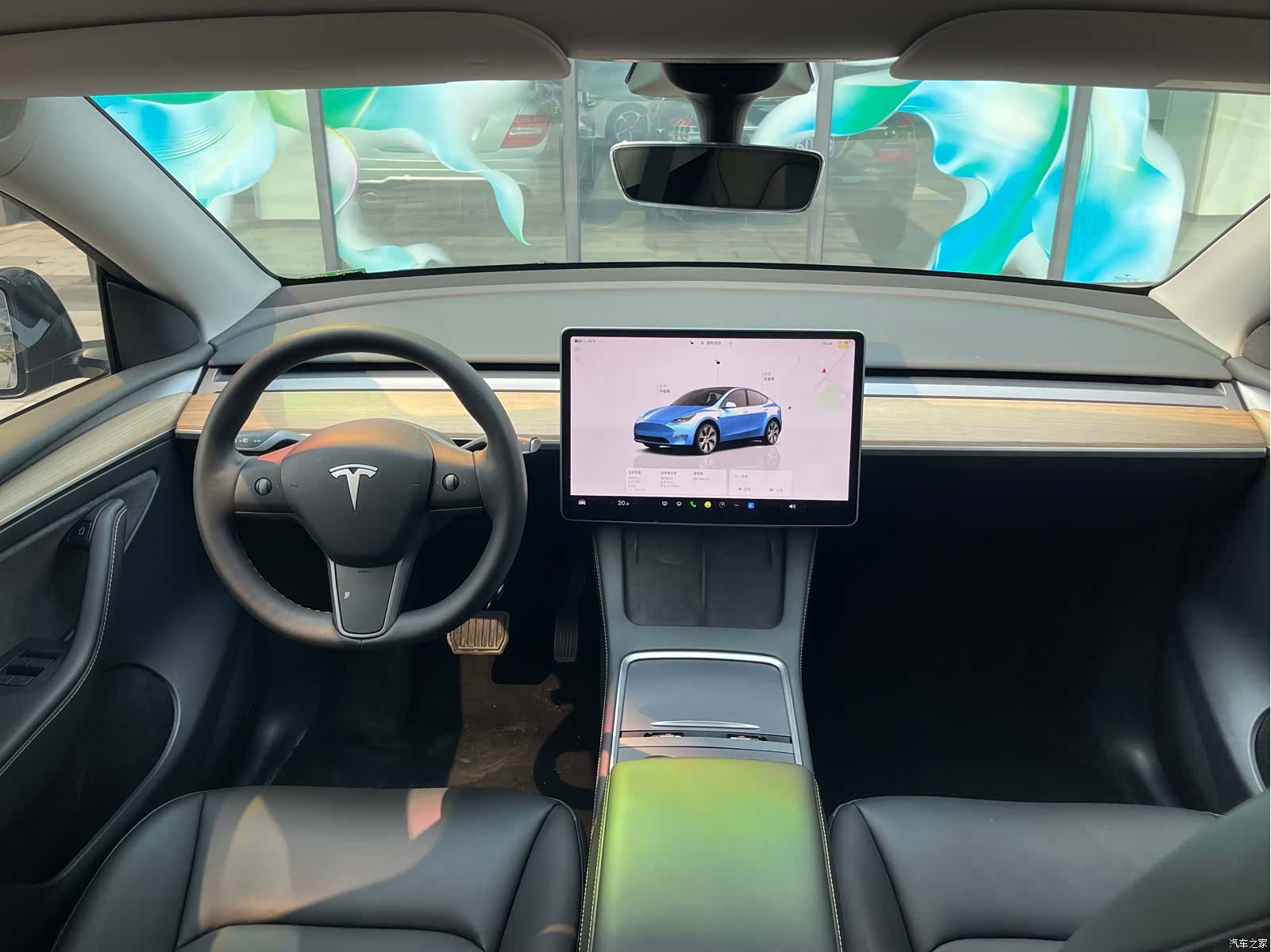 Tesla Model Y, 2022 19