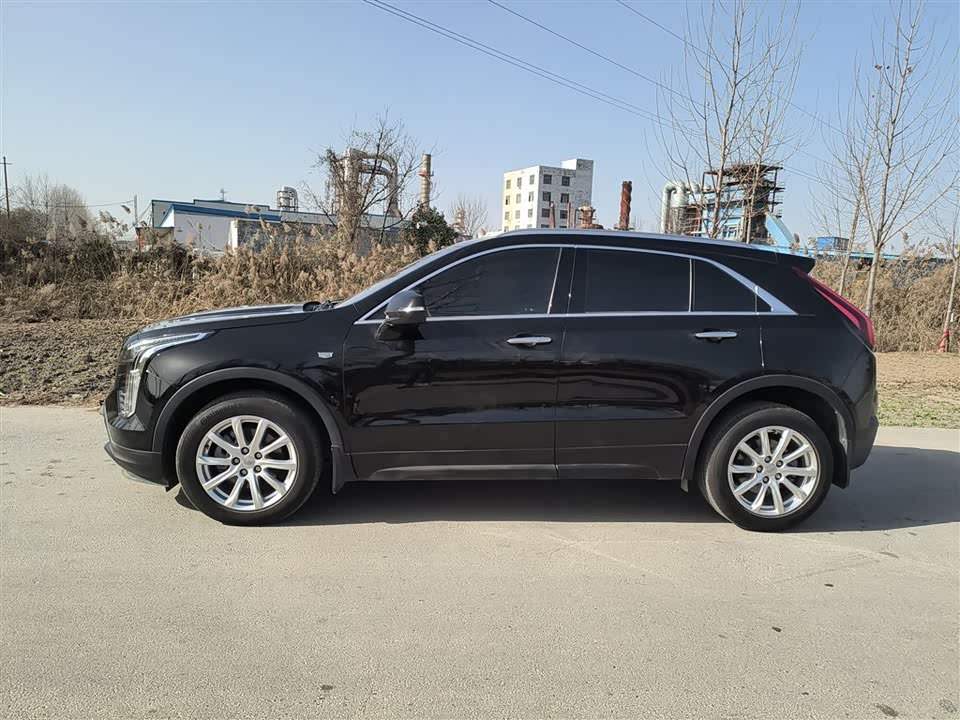 Cadillac XT4