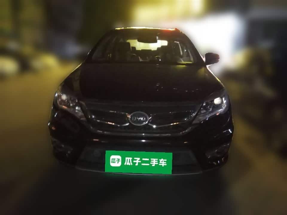 BYD S7