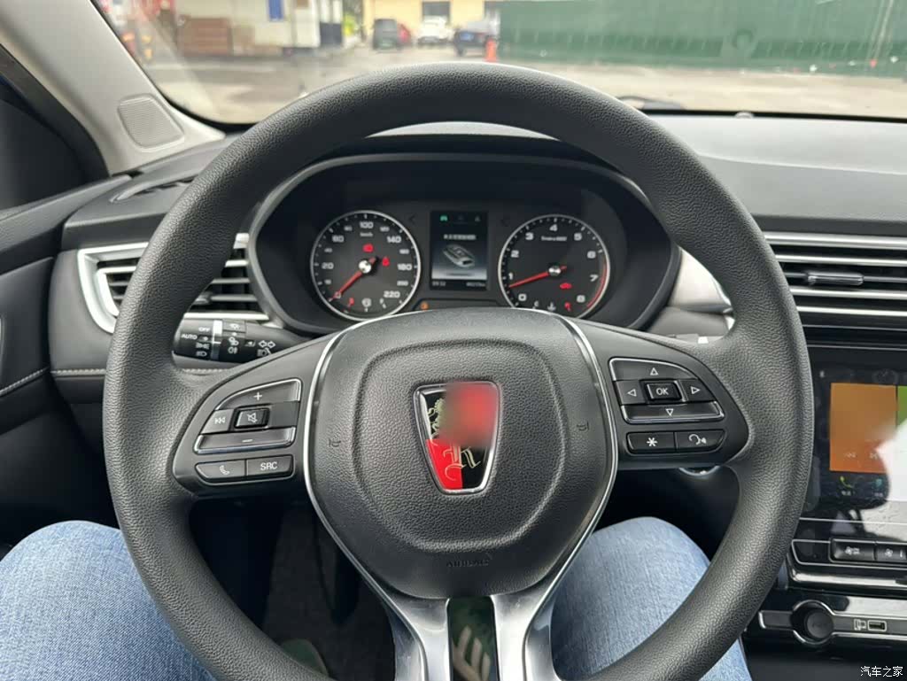 Roewe i5, 2019 12