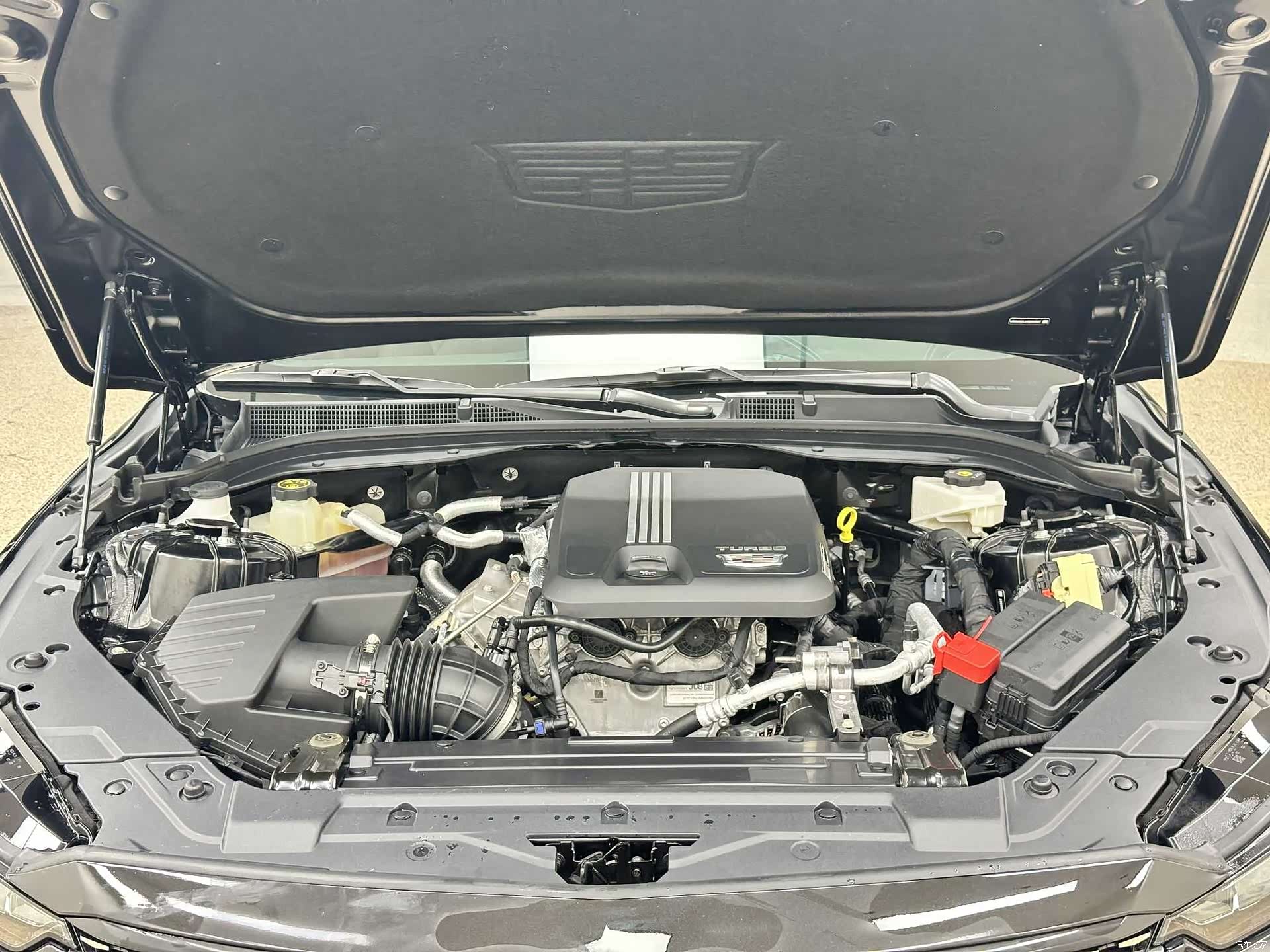 Cadillac CT5, 2022 8