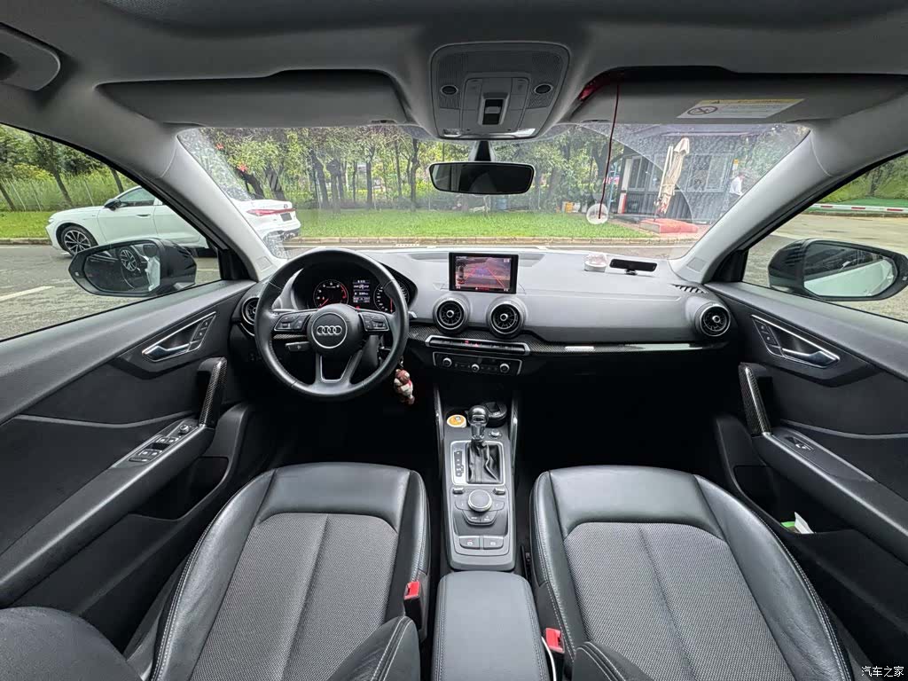 Audi Q2L, 2020 22