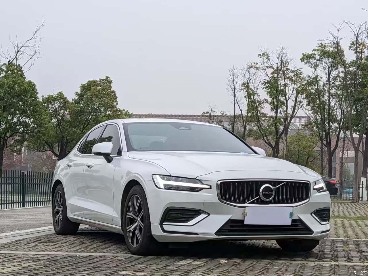 Volvo S60, 2022 3