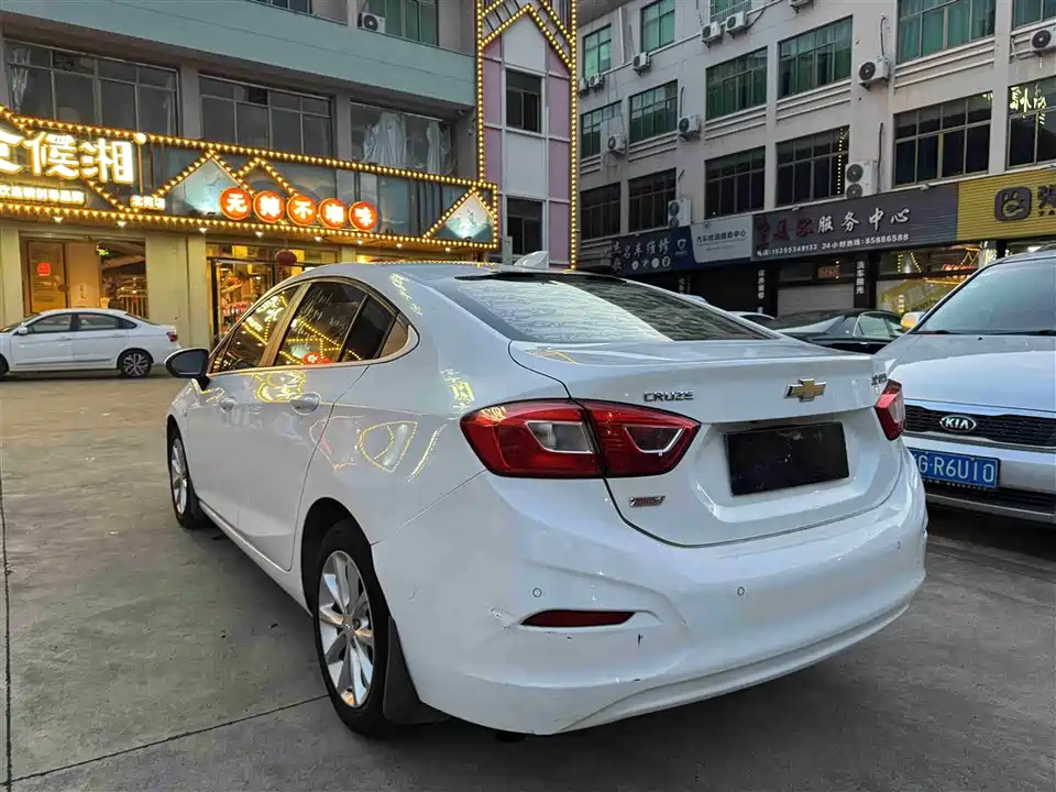 Chevrolet Cruze