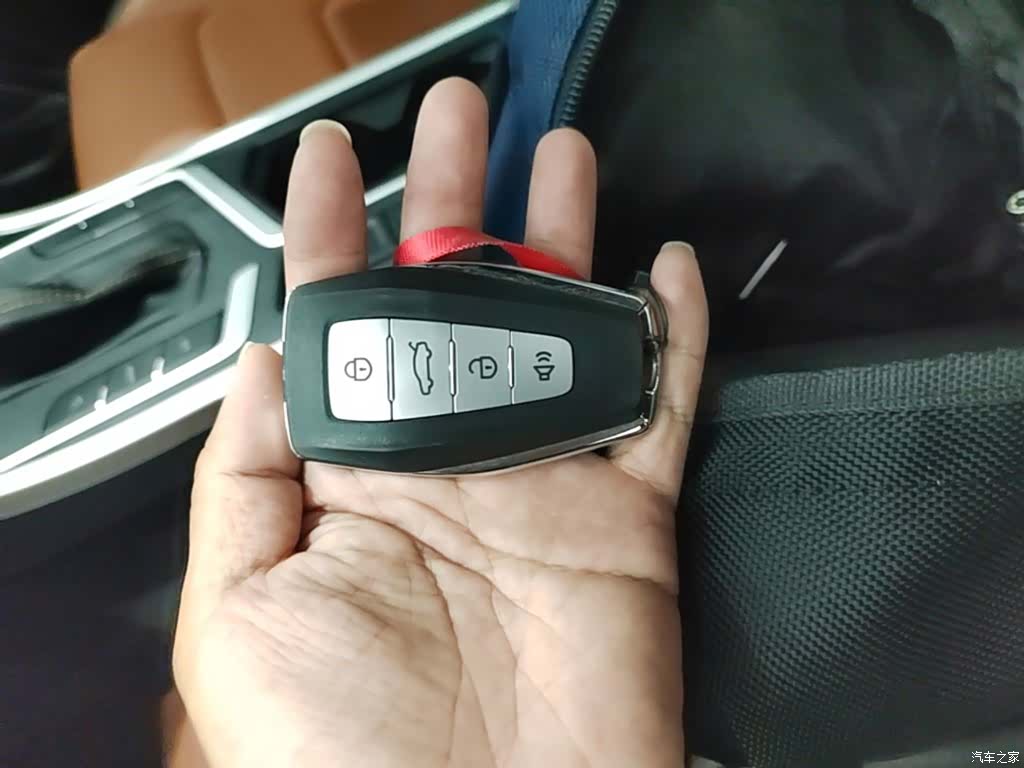 Geely X6, 2021 9
