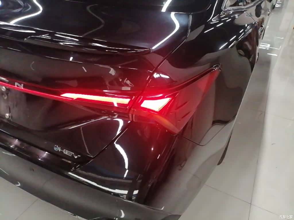 Toyota Avalon, 2025 8