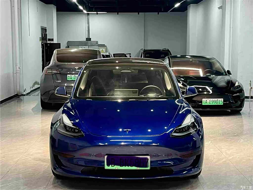Tesla Model 3, 2023 2