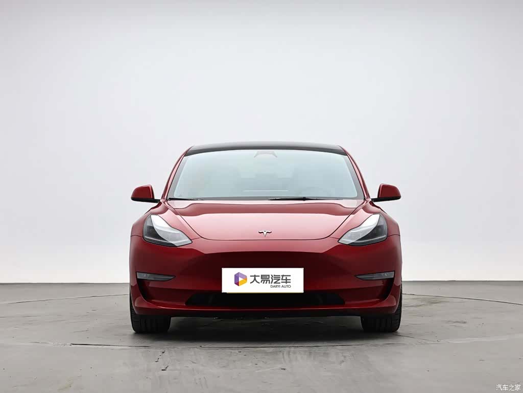 Tesla Model 3, 2022 2