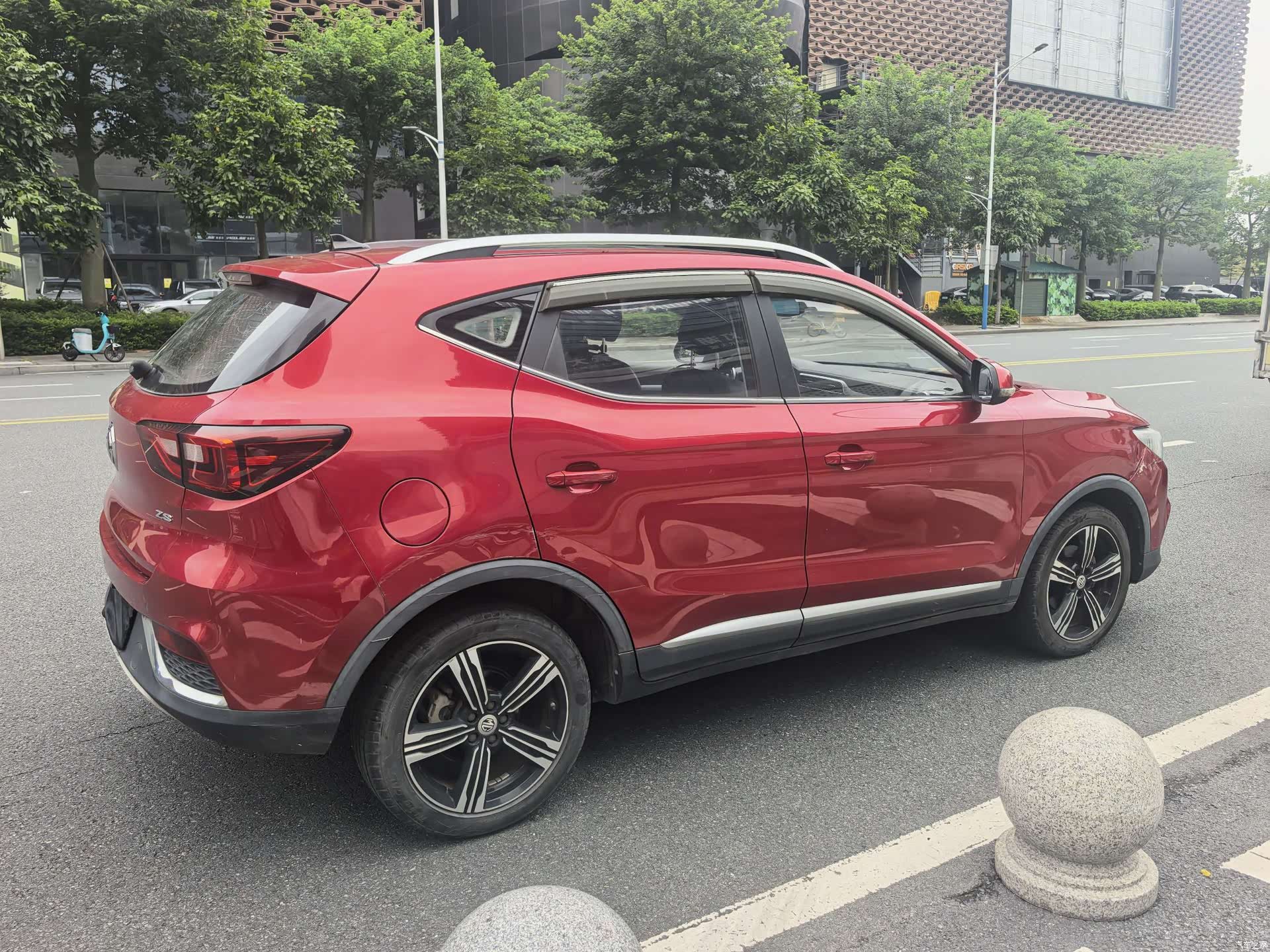 MG ZS, 2017 2