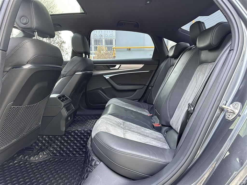 Audi A6L, 2019 11