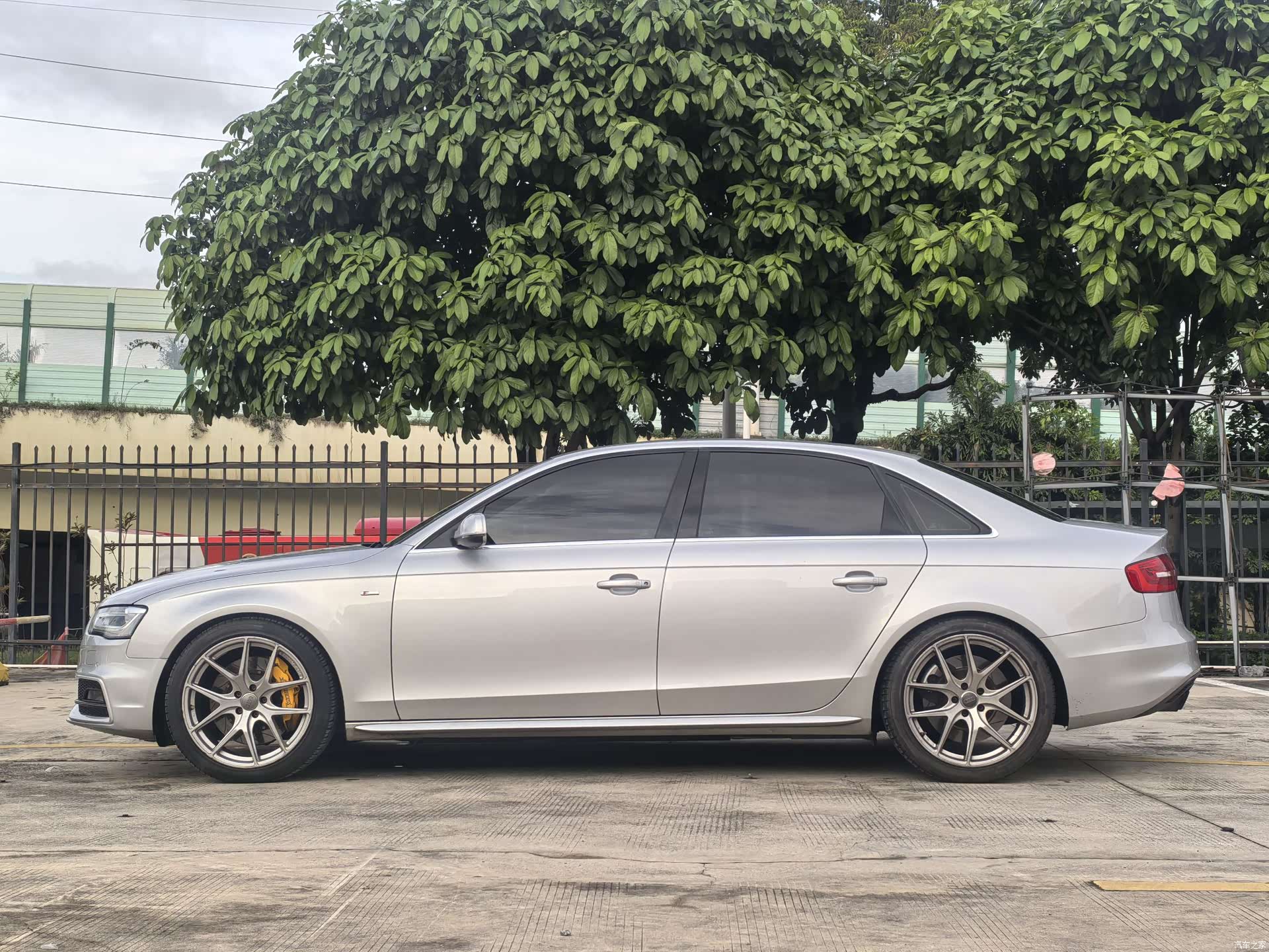 Audi A4L, 2016 4