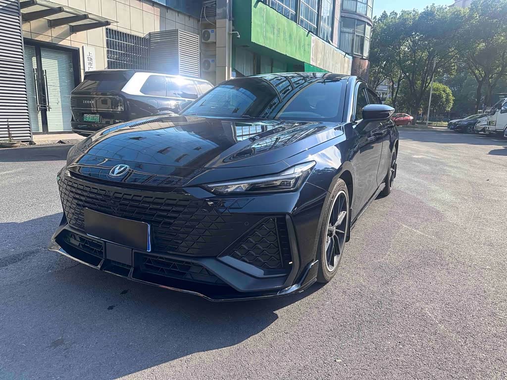 Changan UNI-V 2022 2.0T