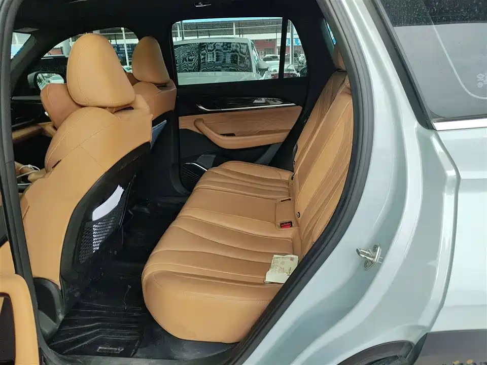 Geely Monjaro plug-in-hybrid