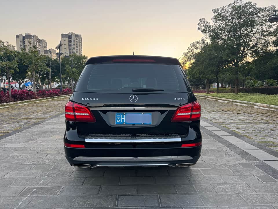 Mercedes-Benz GLS