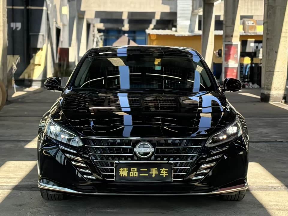 Nissan Teana