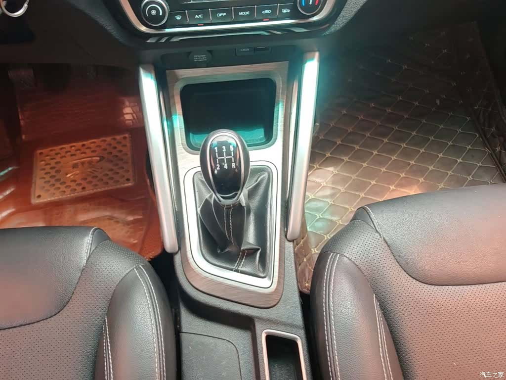 Geely X3, 2017 14