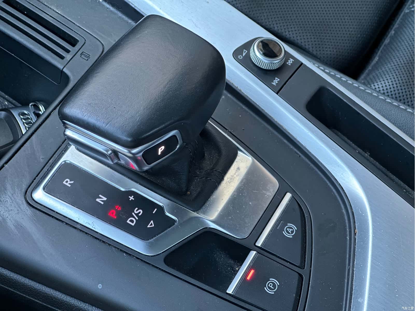 Audi A4L, 2020 14