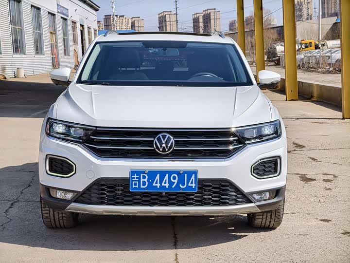 Volkswagen T-ROC 2022 — фото 1