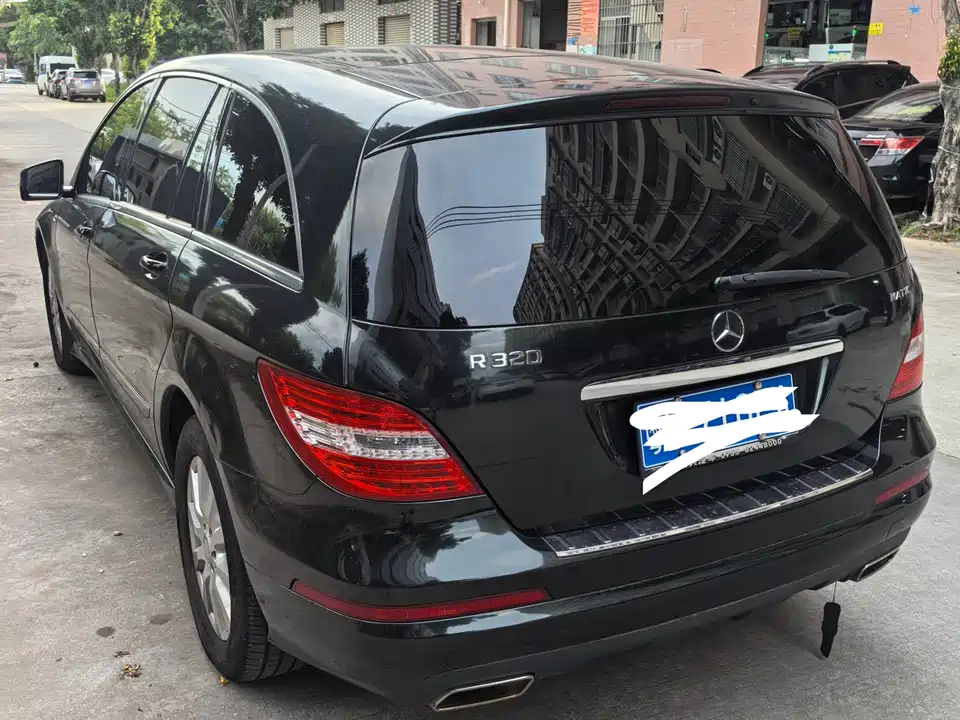 Mercedes-Benz R-class