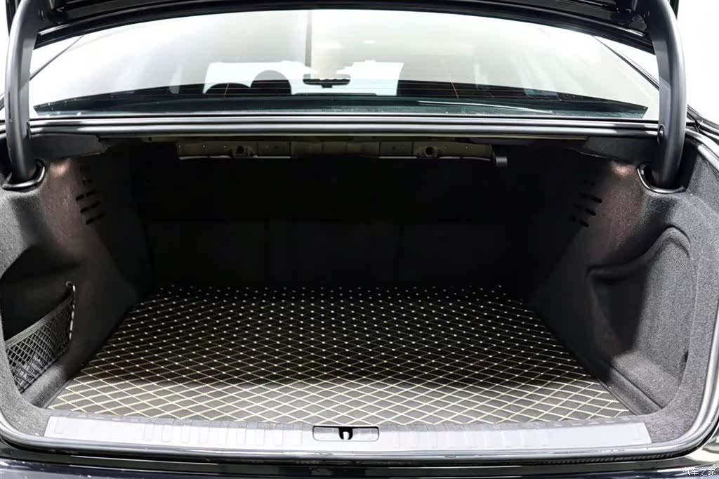 Audi A6L, 2021 18
