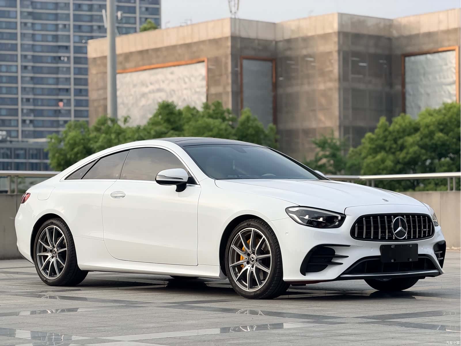 Mercedes-Benz E-Class, 2023 8