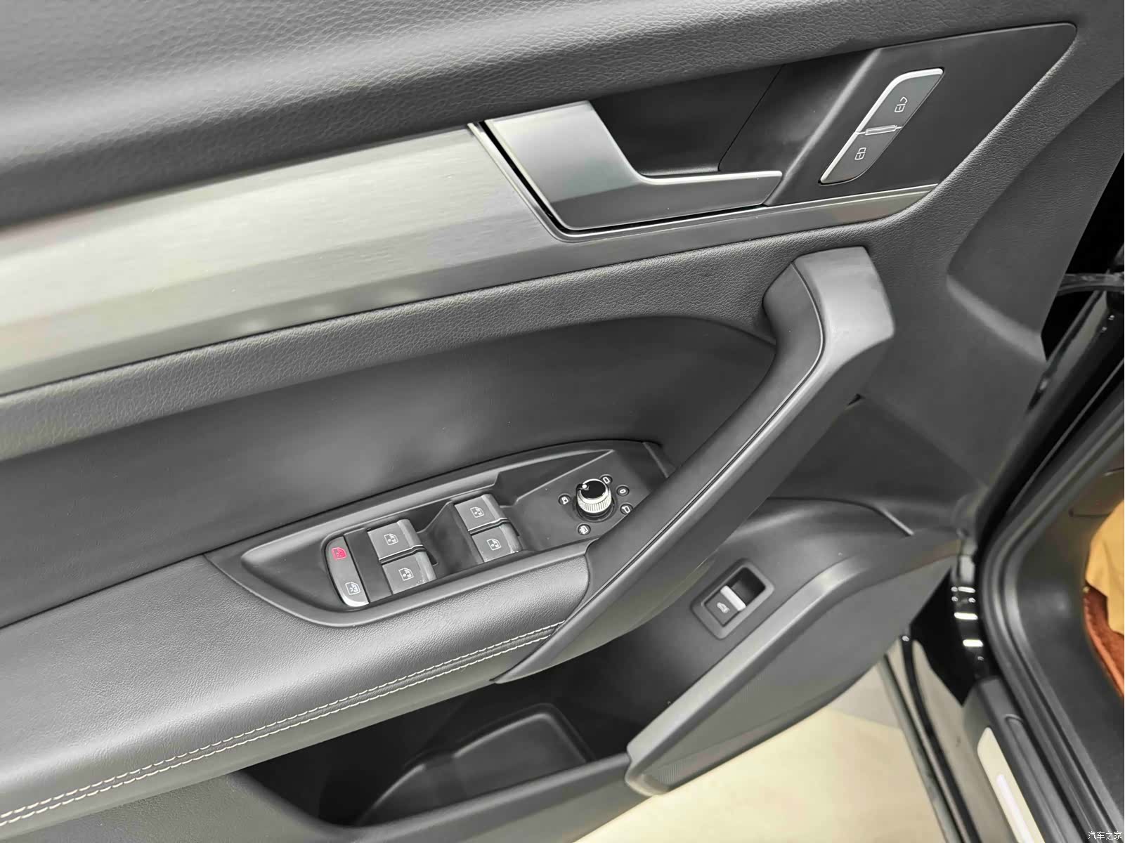 Audi Q5L, 2023 12