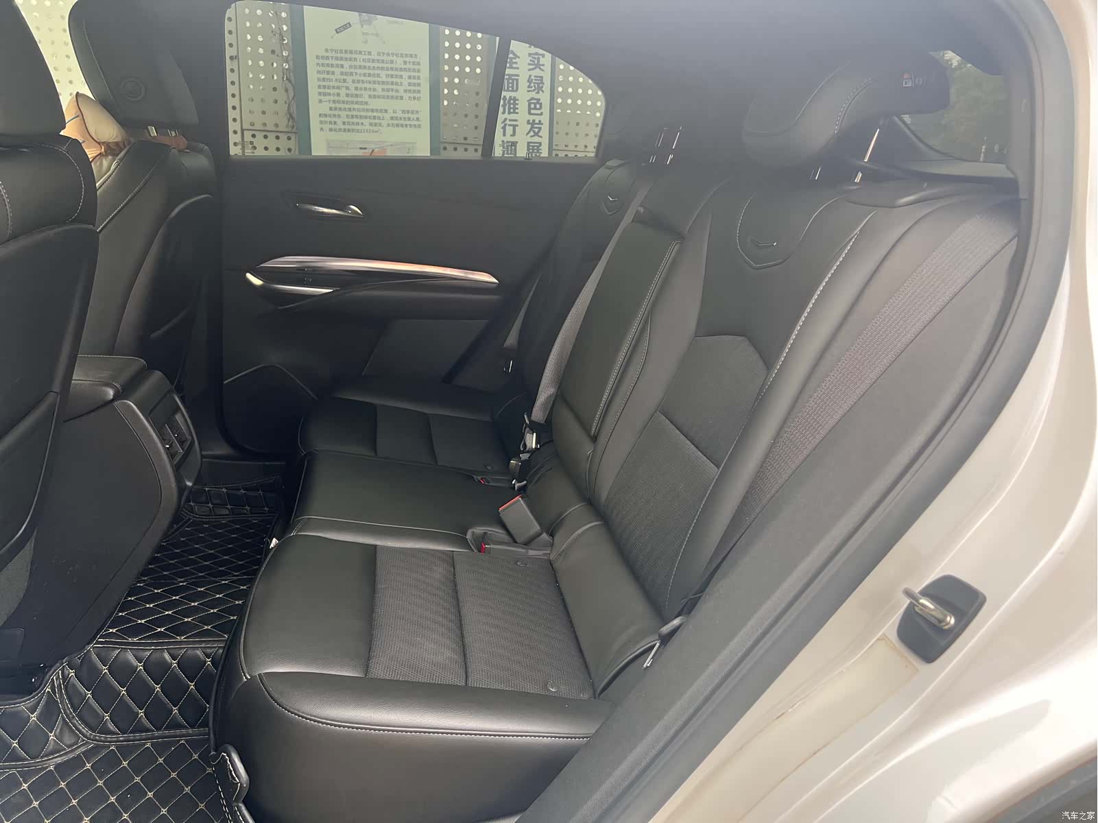 Cadillac XT4, 2021 7