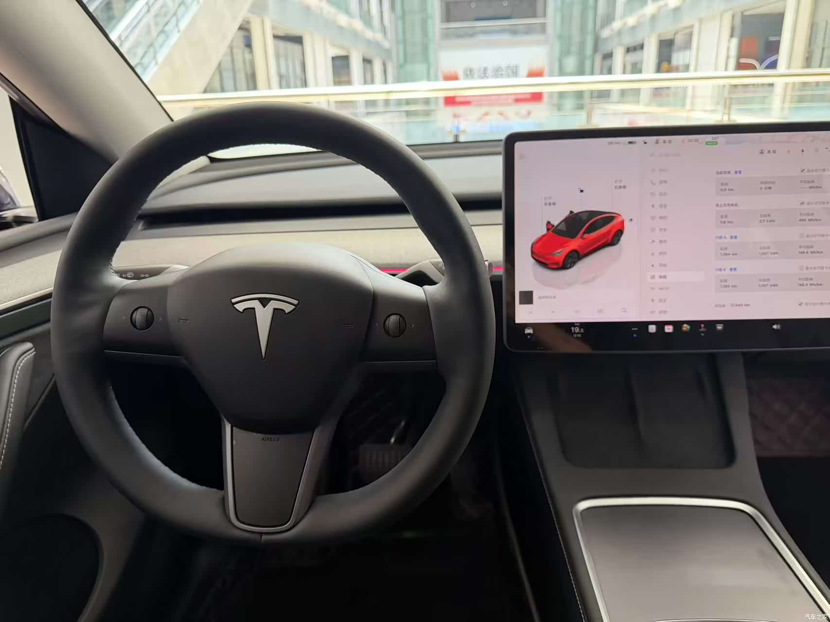 Tesla Model Y, 2024 8